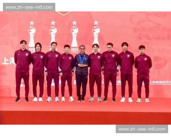 巅峰对垒，星耀中超：当“华夏”梦想撞上“上港”雄心